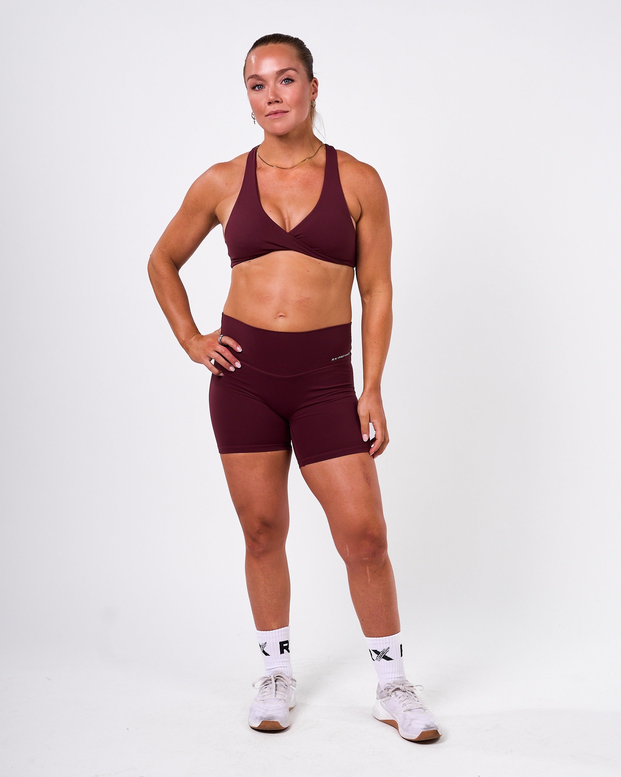 Kelly Shorts Deep Burgundy-1