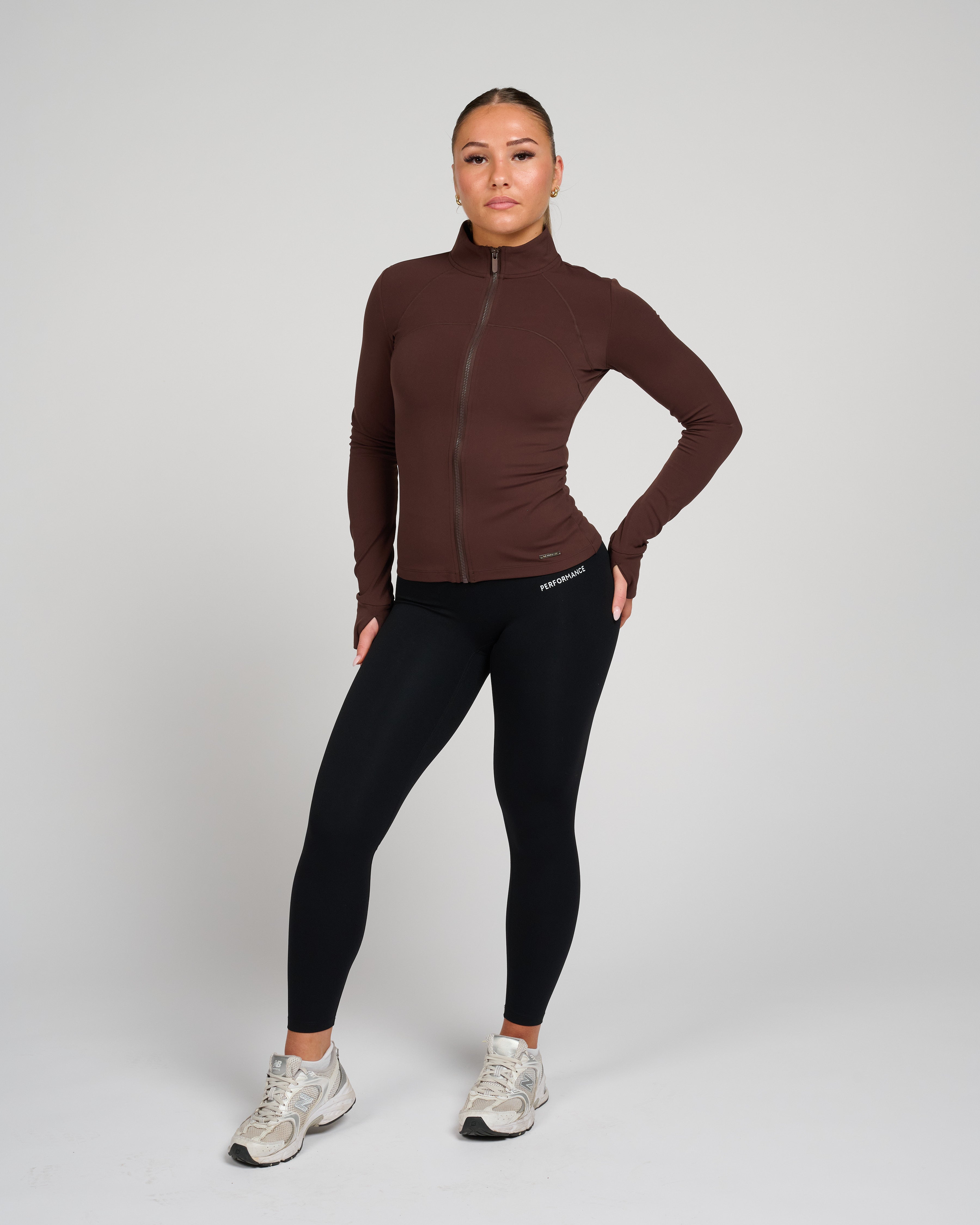 Helen Zip Longsleeve Brown-4