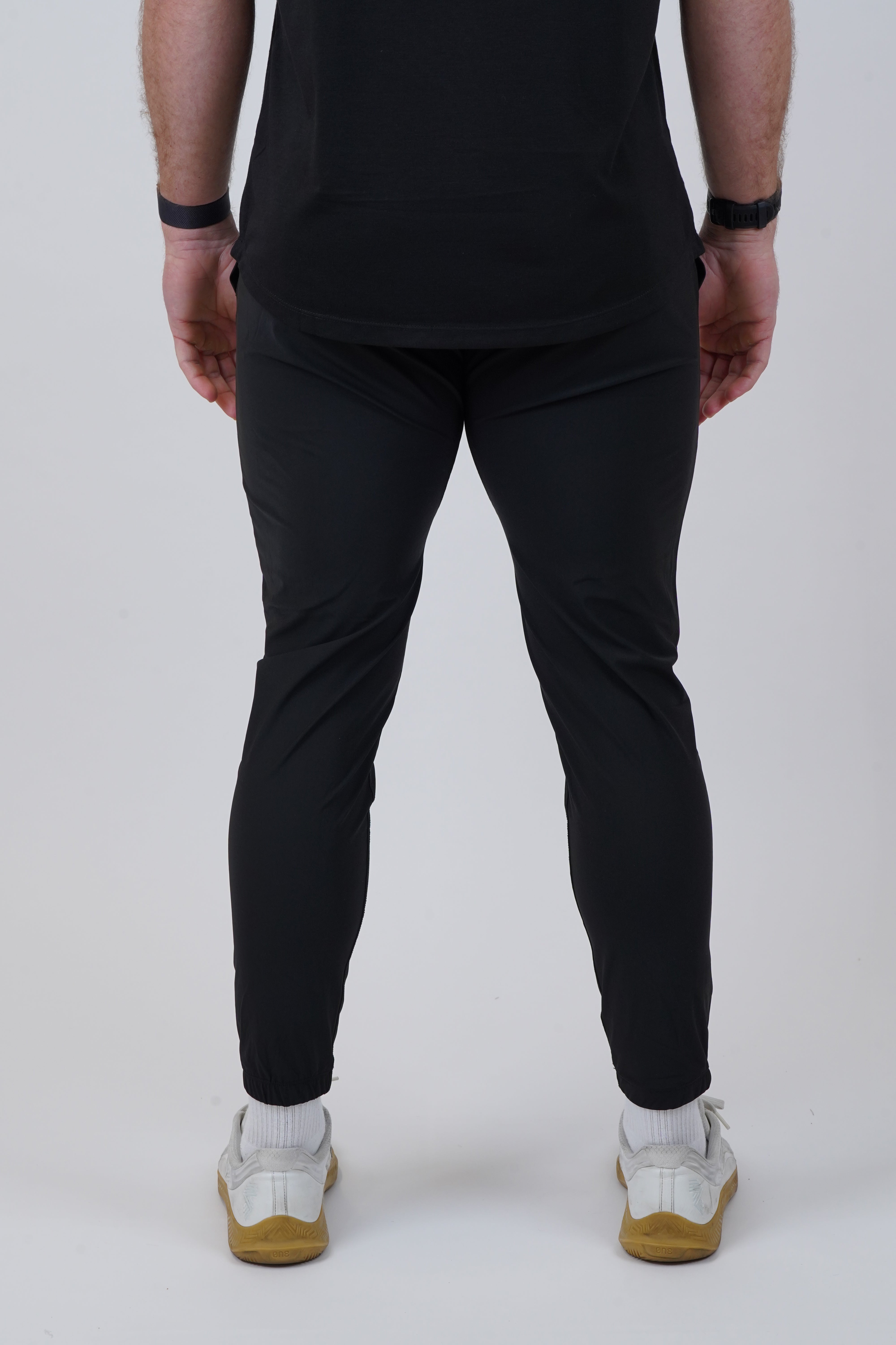 Performance Tech Pants Black-4