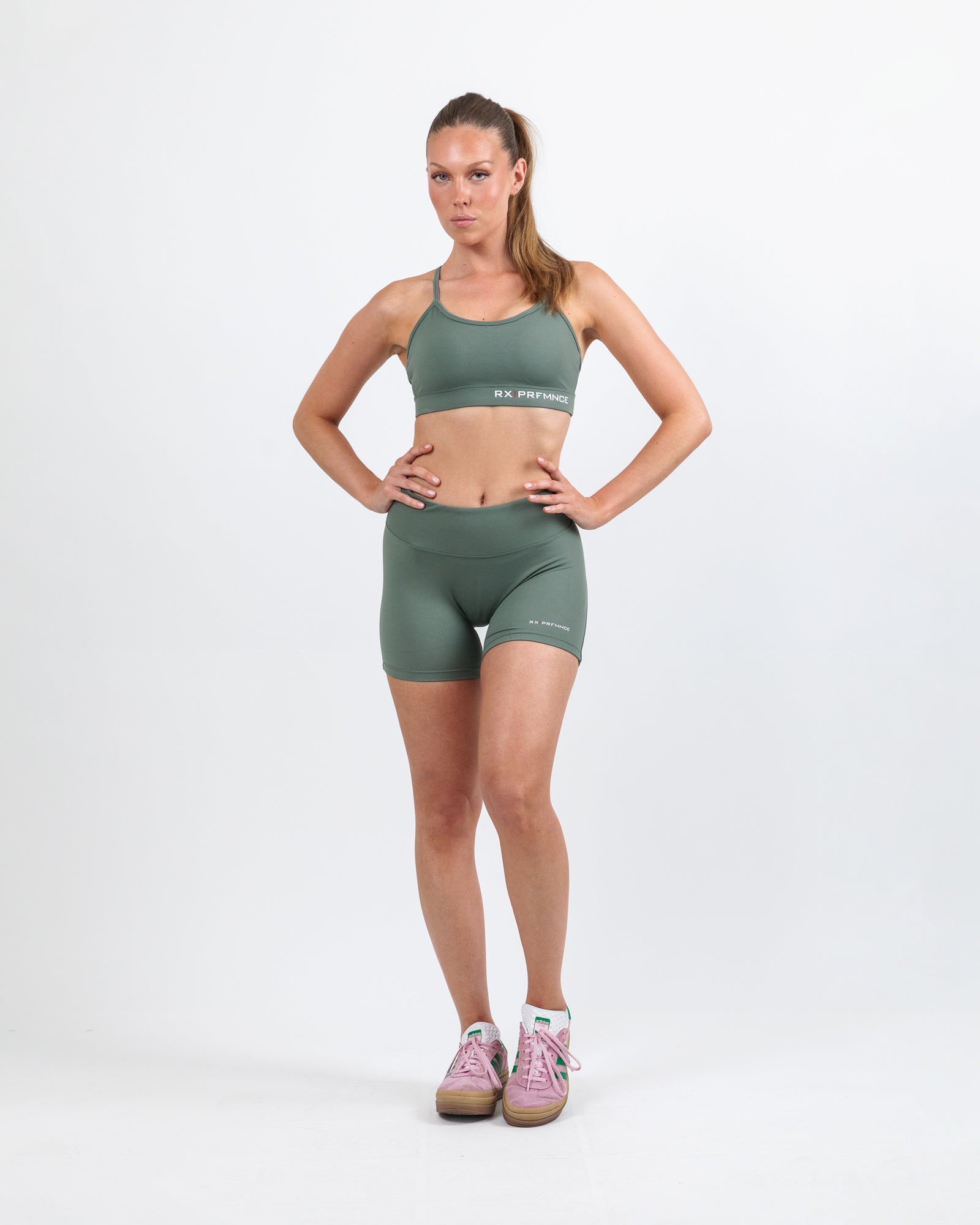 Performance Shorts Vintage Green