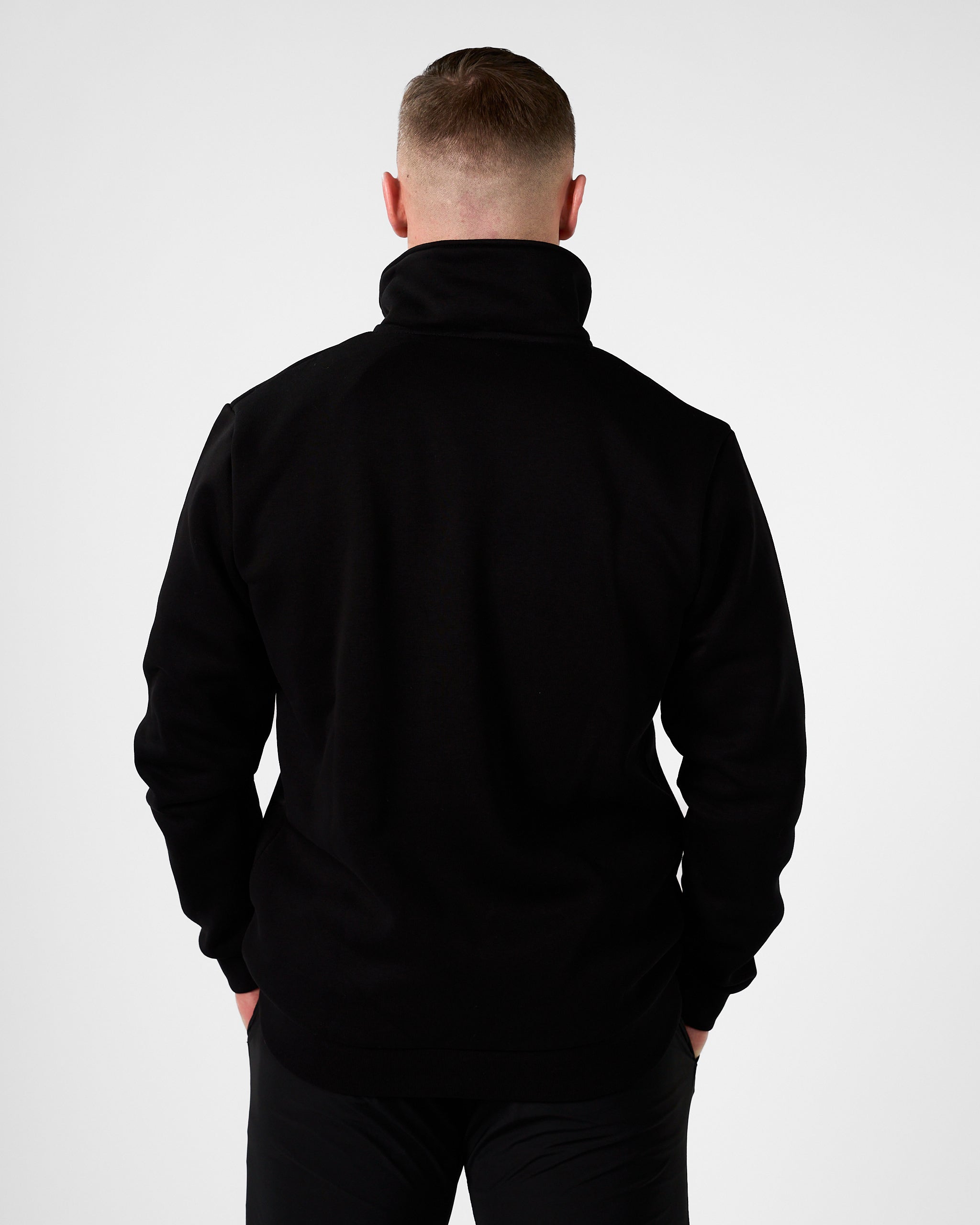 Essential Halfzip Sweater Black-5